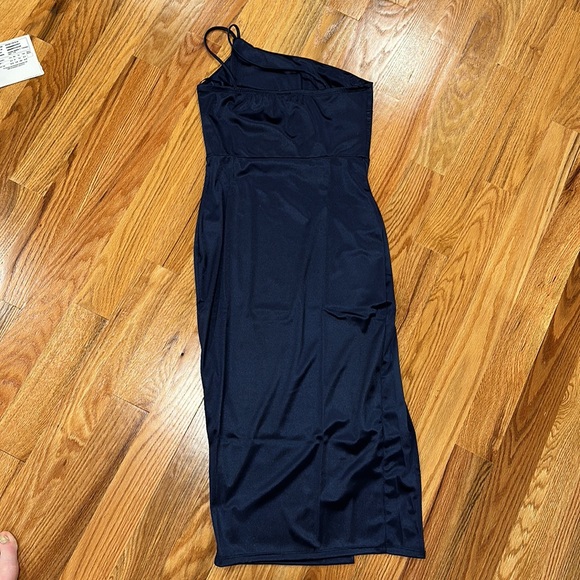 Windsor Aleena Satin Midi Dress **NAVY NOT GREEN** - Picture 5 of 8
